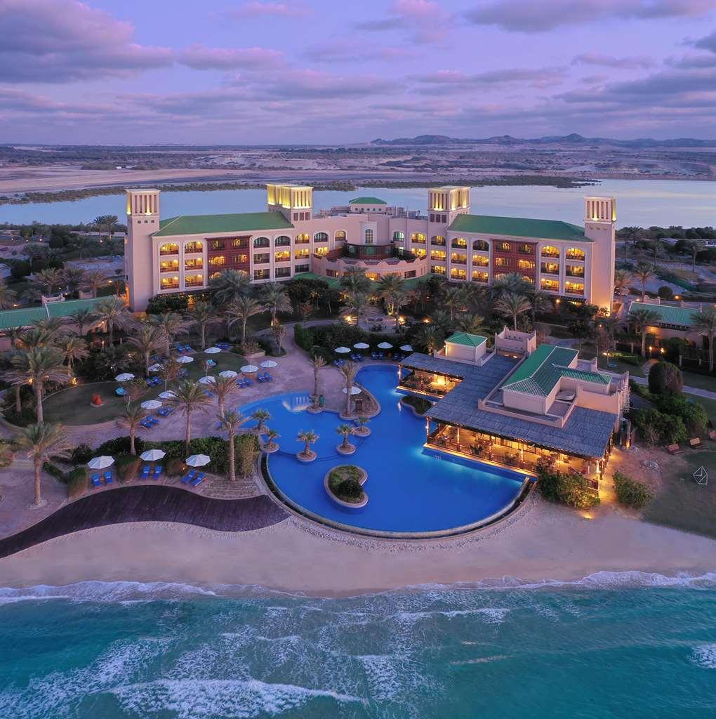 Anantara Desert Islands Resort & Spa Zahr Экстерьер фото