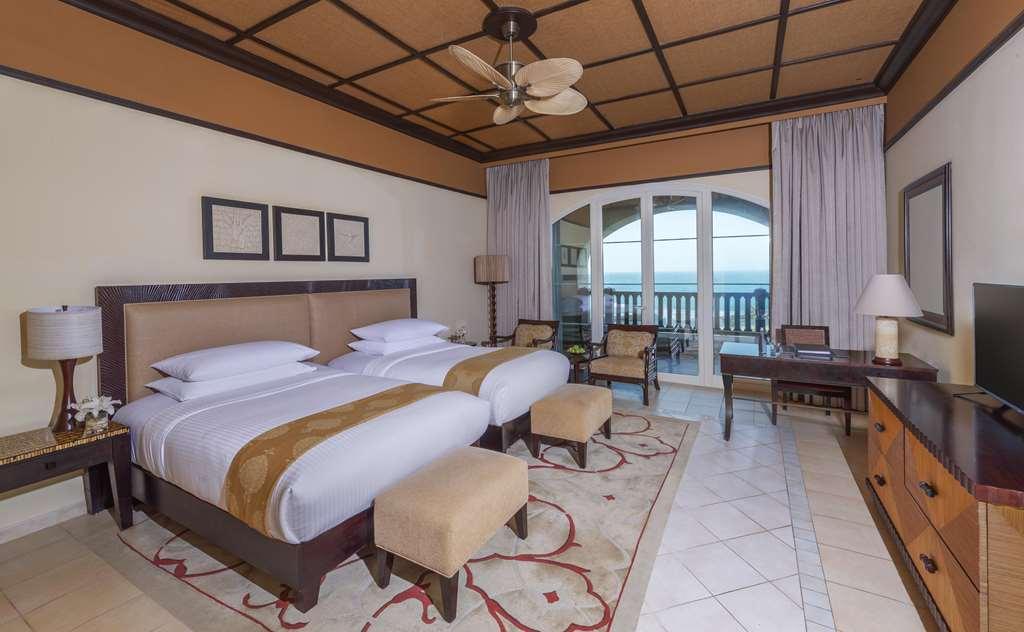 Anantara Desert Islands Resort & Spa Zahr Номер фото