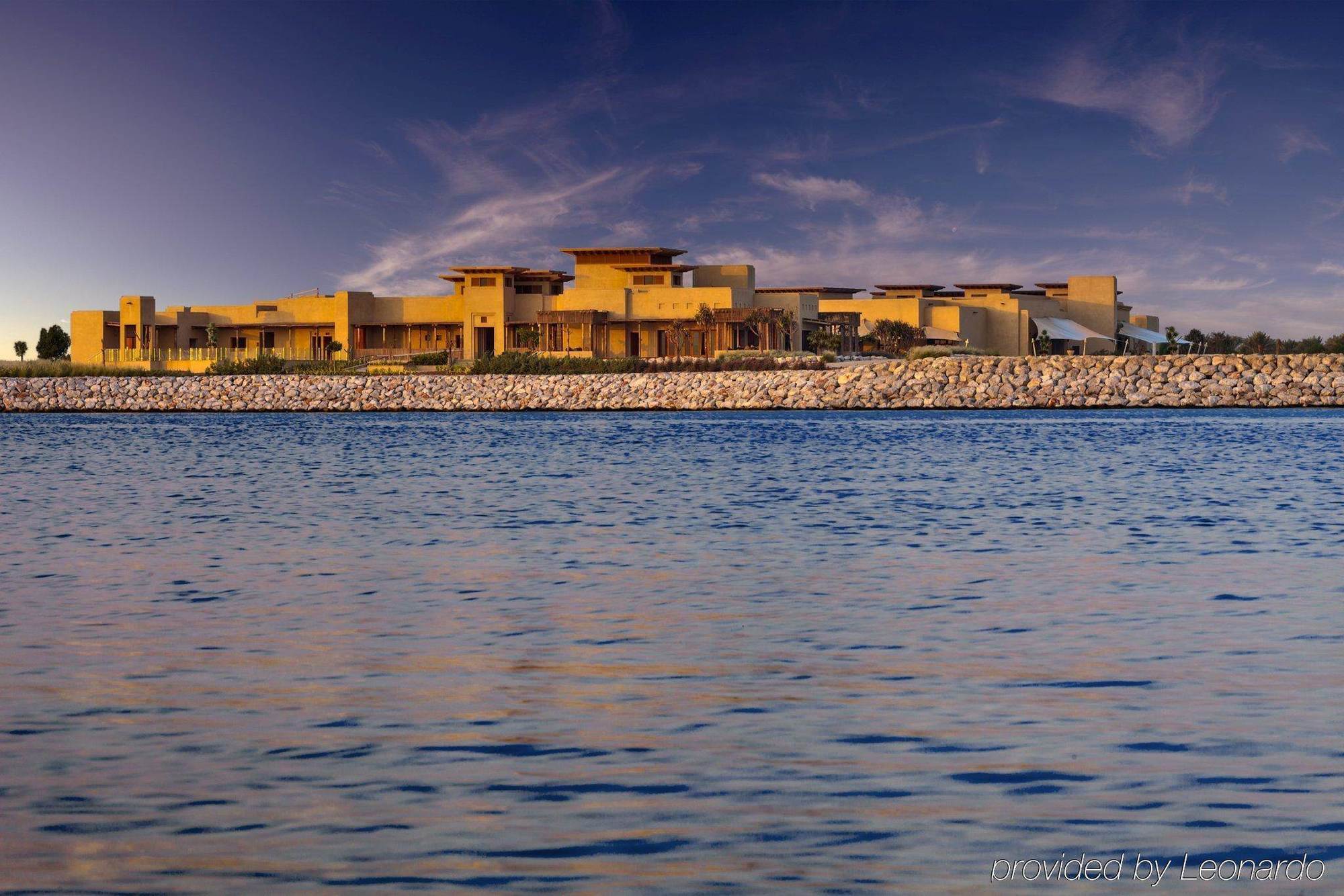 Anantara Desert Islands Resort & Spa Zahr Экстерьер фото